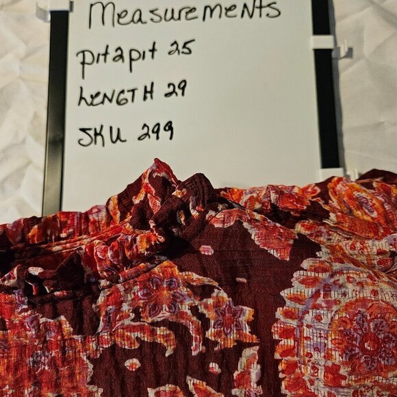 Isaac Mizrahi Live Women Size 1X Button down Blouse Paisley with trim. - Picture 10 of 10